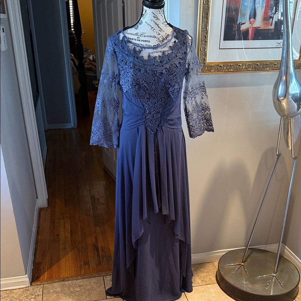 Chic Lace Maxi Dress in Deep Purple never been worn